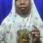 Munarsih Warga Klaten, Olah Bonggol Pisang Jadi Keripik Rasanya Maknyus…..!!!