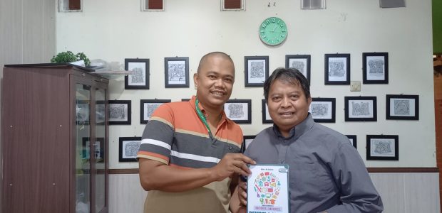 TERBIT TAHUN 2023 , BUKU PENGANTAR BISNIS . BEAYA RP. 150K .HUB 081 567 898 354.