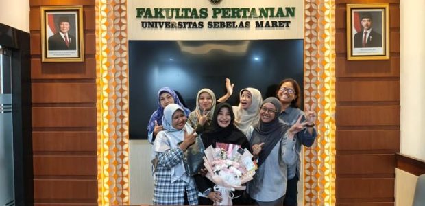 Ana Amiroh Resmi Sandang Gelar Doktor, Teliti Cara Semangka Tetap Produktif di Daerah Kering