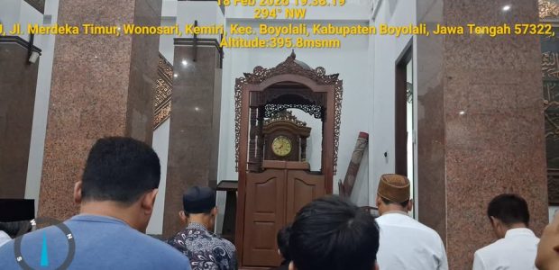 Khusyuk dan Penuh Harap, Malam Kedua Ramadhan di Masjid Ageng Boyolali